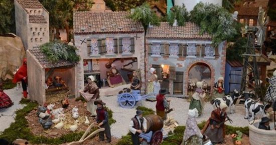On vient de loin pour voir la crèche d'Alain Marie