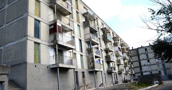 Reprise des travaux de déconstruction dans la cité des Griffons