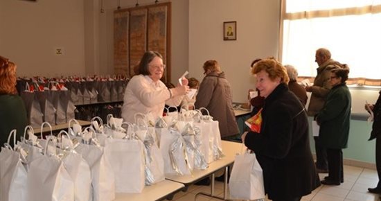 Des colis pour les séniors