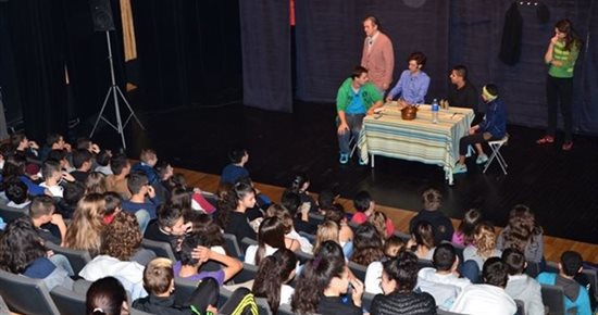 Semaine des addictions : une pièce de théâtre pour les collégiens