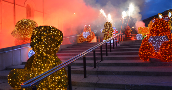 Samedi 17/12 : Grande parade lumineuse et feu d'artifice