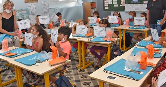 École Sévigné : les élèves de CP deviennent " Citoyens de la Sorgue "
