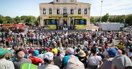 Retour sur le départ de l'étape 11 du Tour de France