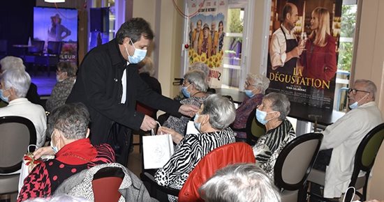 Spectacle de fin d’année à la Résidence Le Ronquet