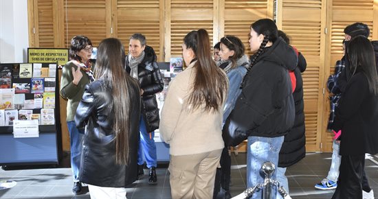 Des élèves du lycée Montesquieu au contact du métier de chargé(e) d’accueil en mairie