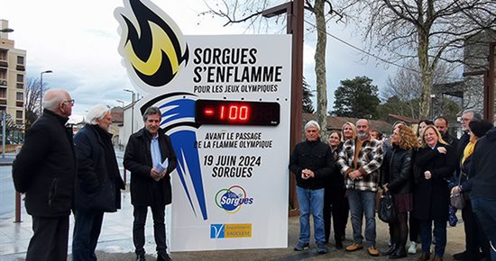 Passage de la Flamme Olympique : lancement officiel du décompte des 100 jours