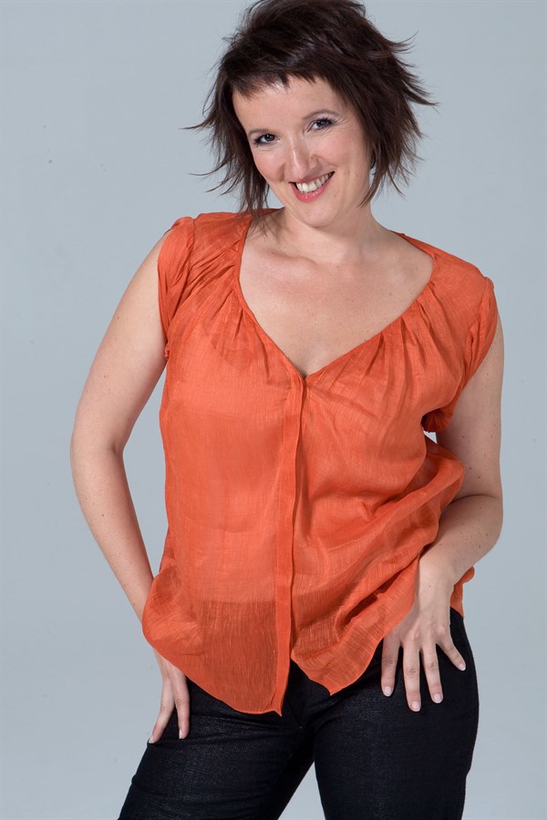 Anne [ROUGE] MANOFF !