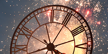 Compte à rebours des illuminations & spectacle "Horloges célestes"